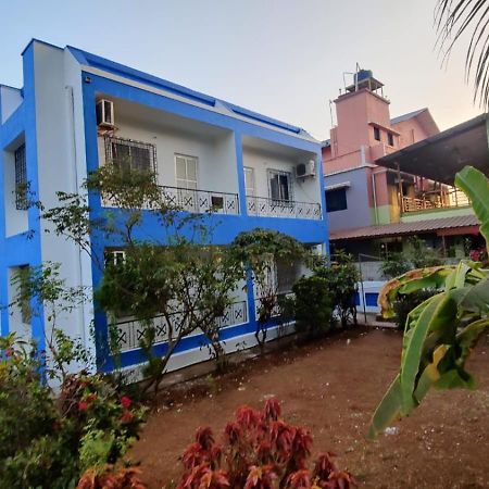 Hotel Muktai Nest à Alībāg Extérieur photo