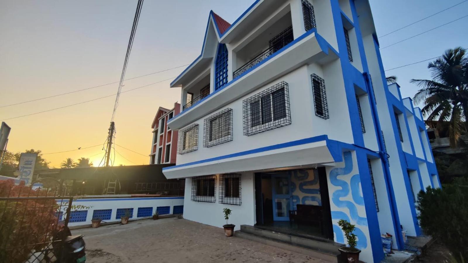 Hotel Muktai Nest à Alībāg Extérieur photo